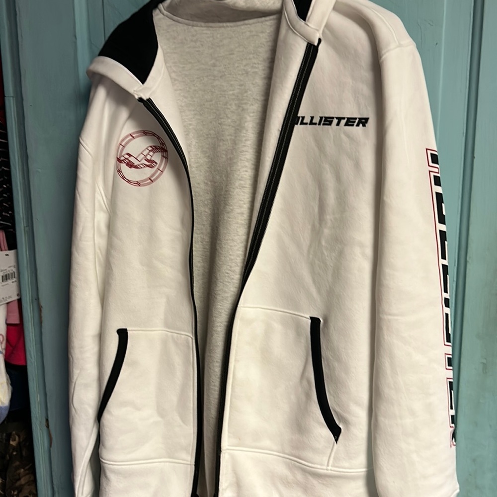 Men’s Hollister zip up hoodie